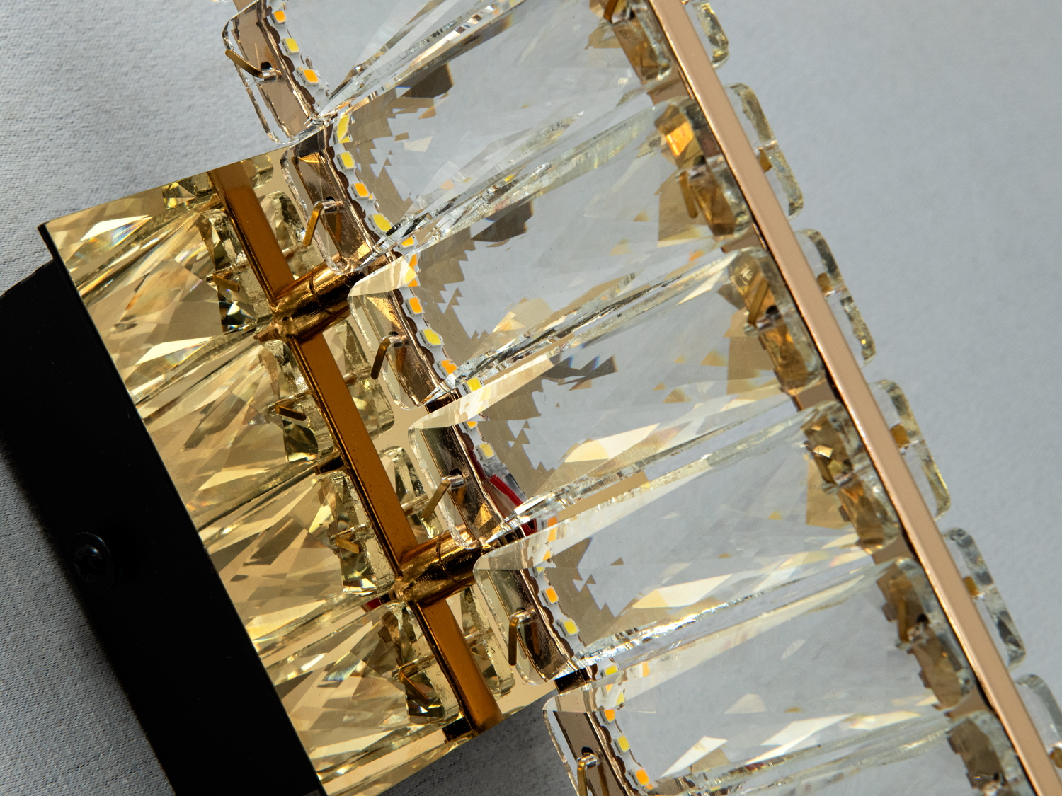 Бра настінне LED 8 Вт золото кришталь