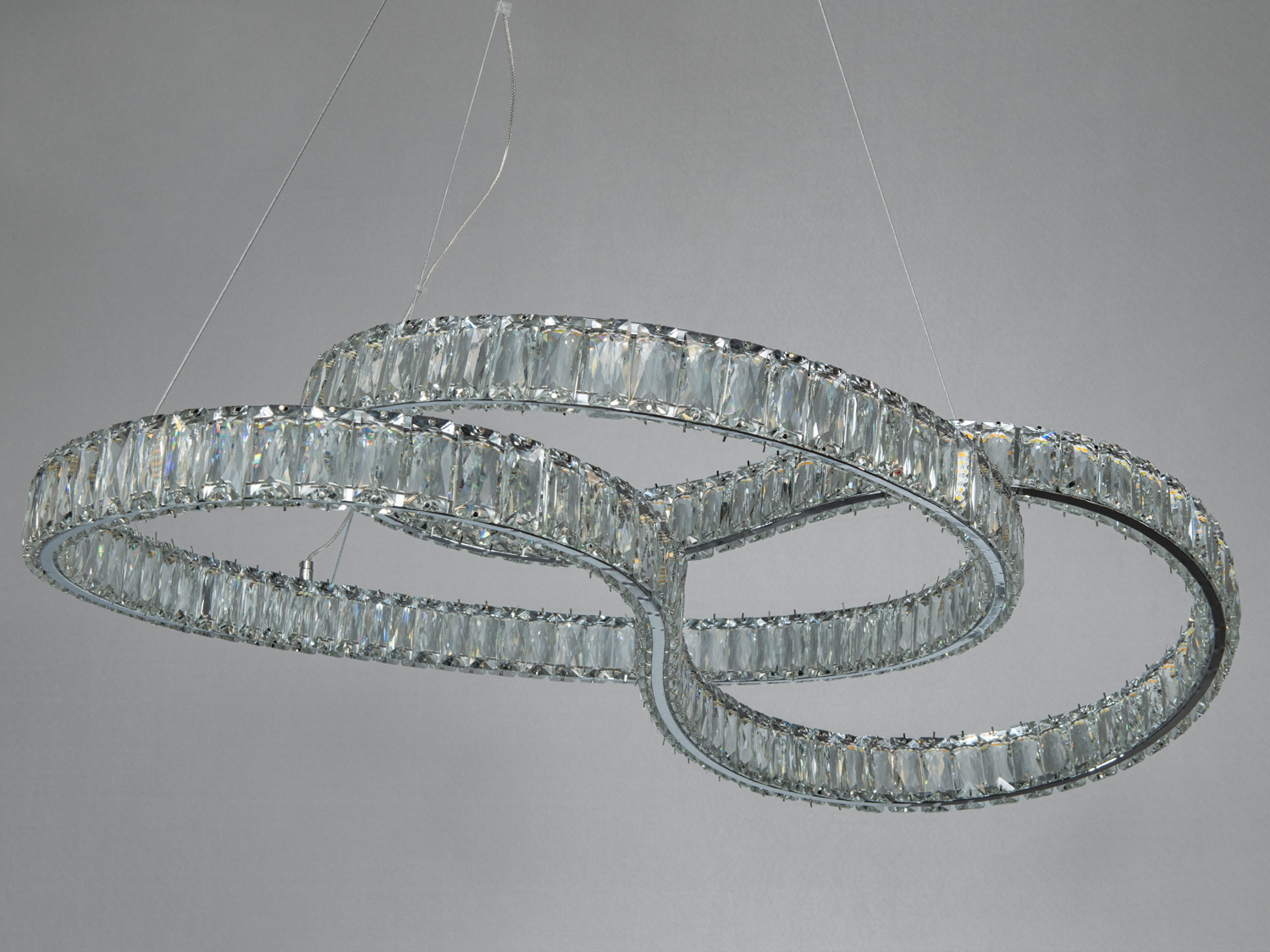 Світлодіодна люстра три кільця хром 93 Вт з пультом