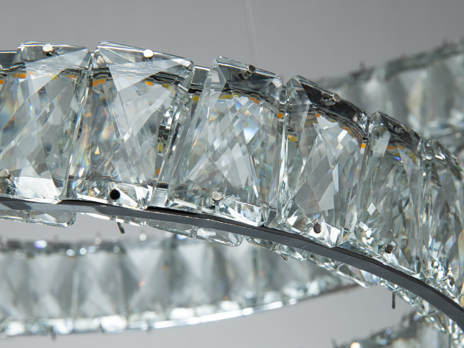 Люстра підвісна LED Diasha хром 92 Вт з пультом