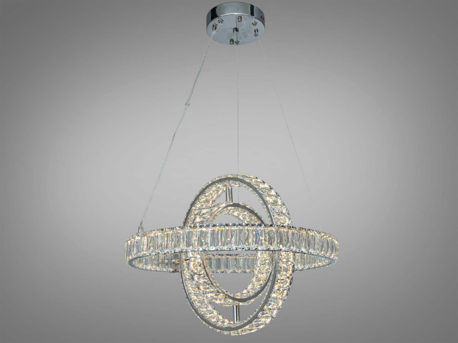 Люстра з трьома кільцями, прозорі кристали, підвісний монтаж, ідеальна для вітальні.