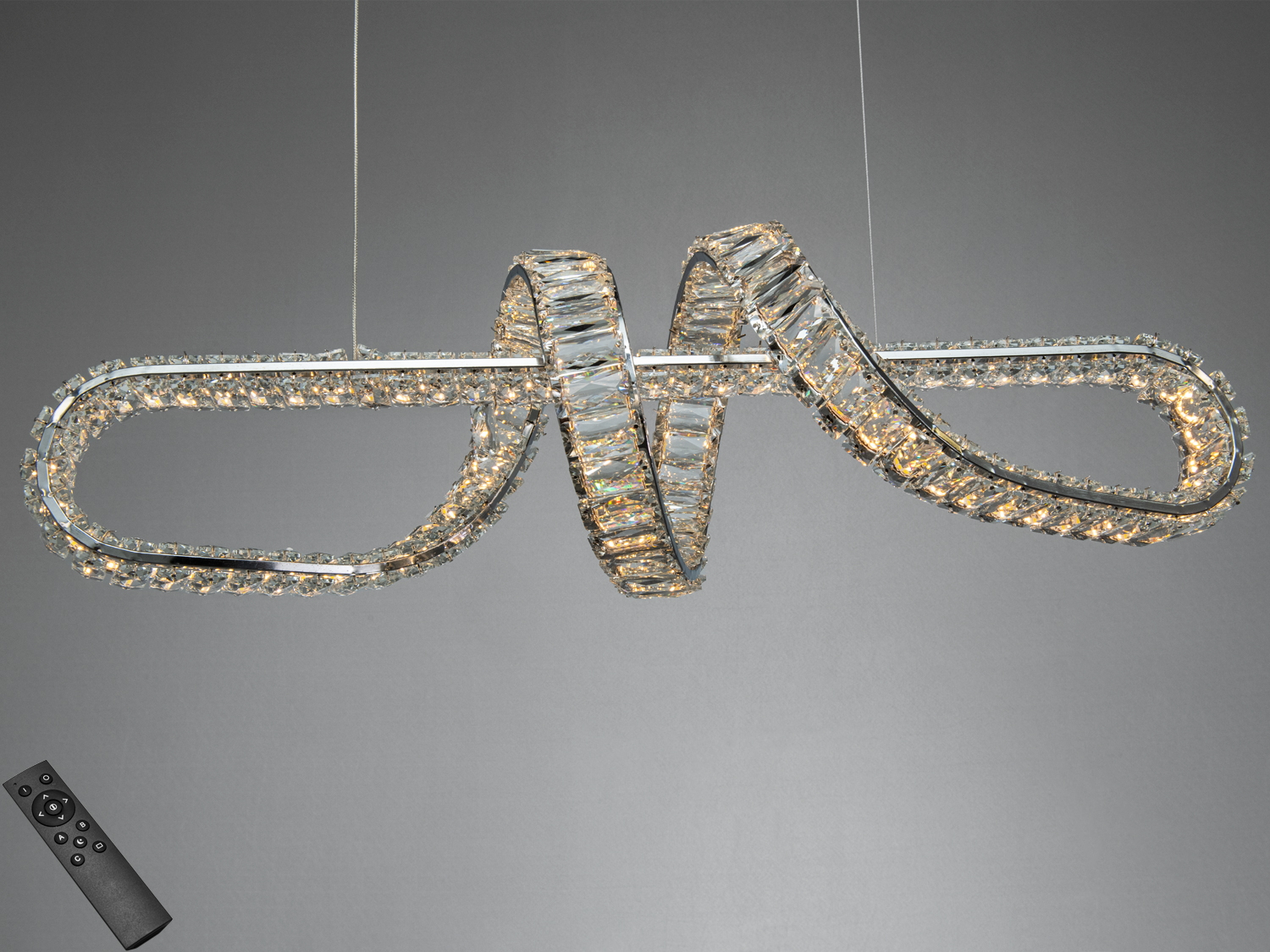 Світильник у формі спіралі з кристалами, підвісний монтаж. Пульт дистанційного керування для регулювання яскравості.