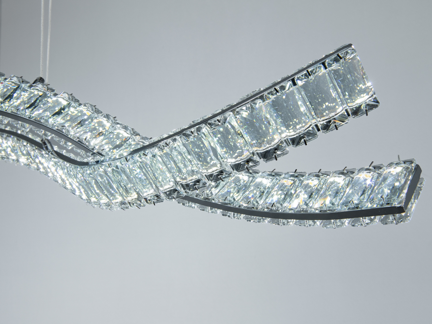 Підвісна люстра Diasha хром 85 Вт пульт LED