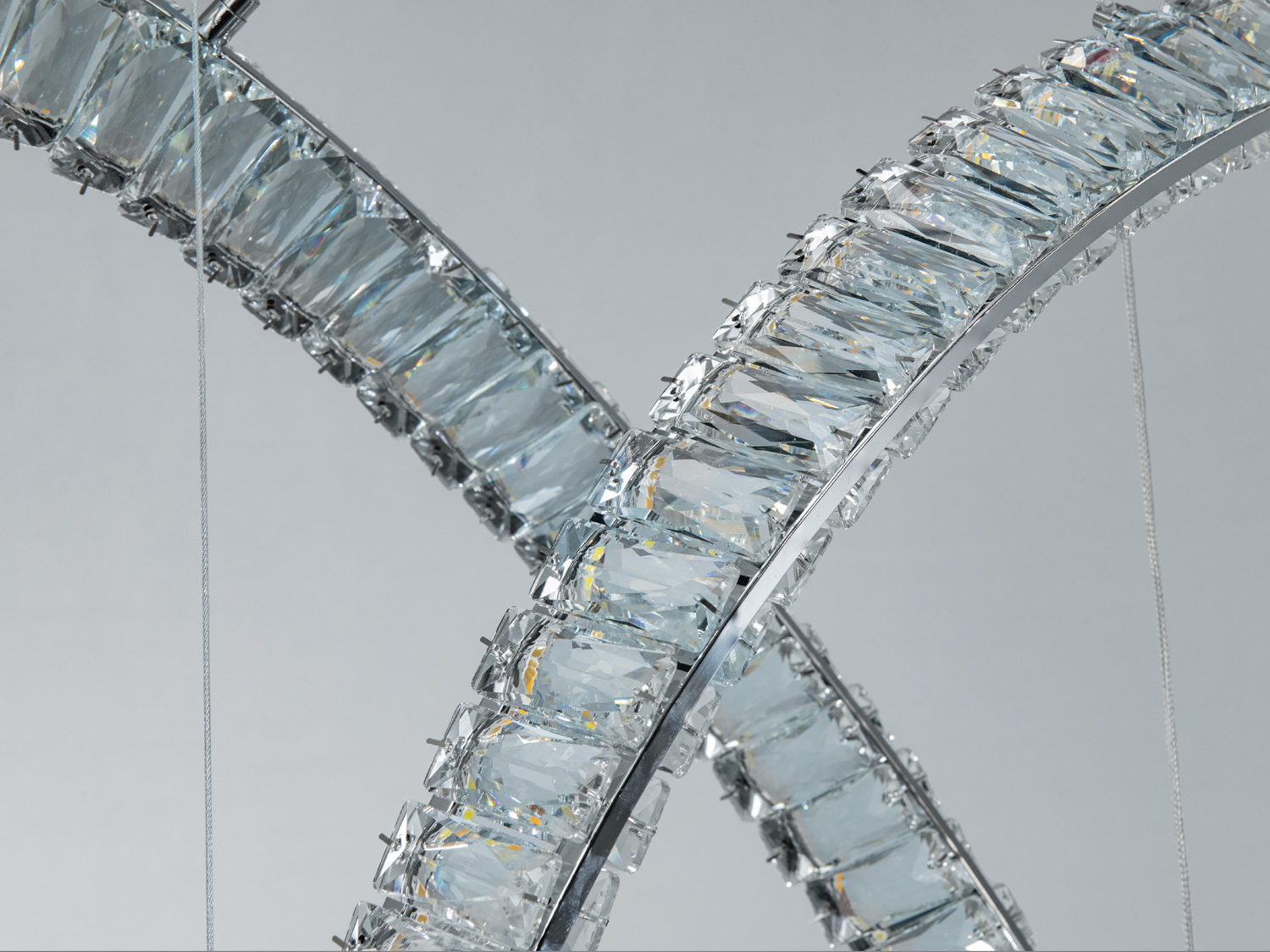 Підвісна люстра Diasha хром 85 Вт пульт LED