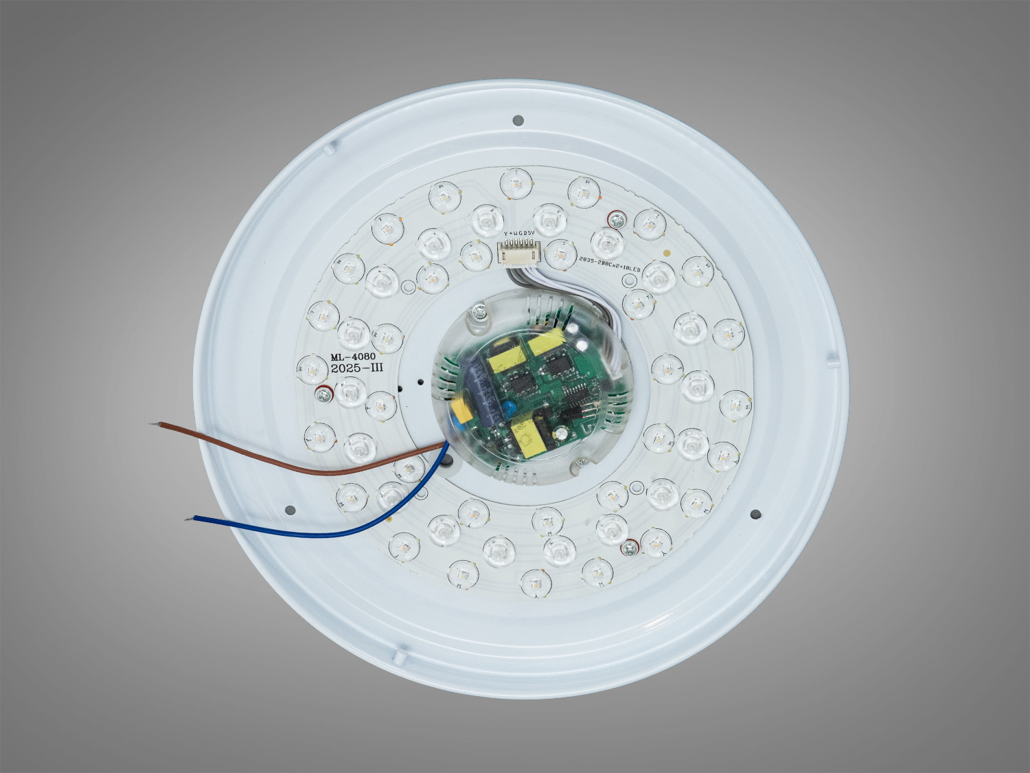 LED стельова люстра біла 45 Вт 