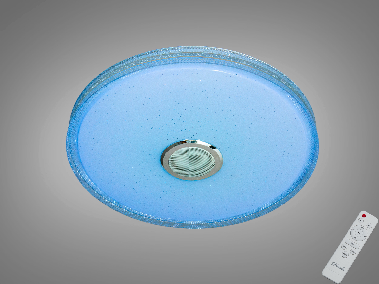 Кругла стельова лампа з блакитним відтінком, оснащена пультом дистанційного керування для зручного регулювання яскравості та кольору світла.