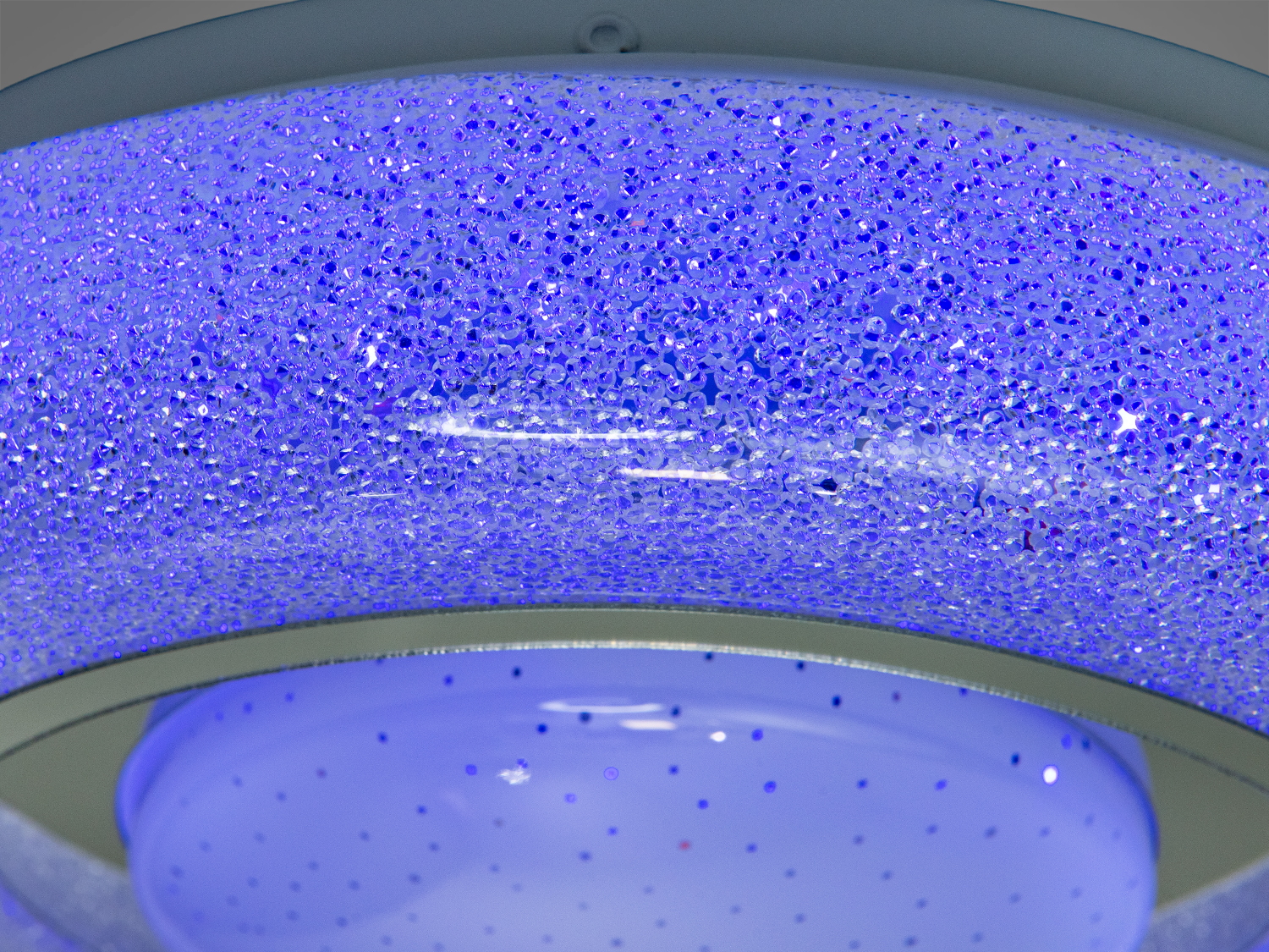 LED стельова люстра біла 45 Вт 