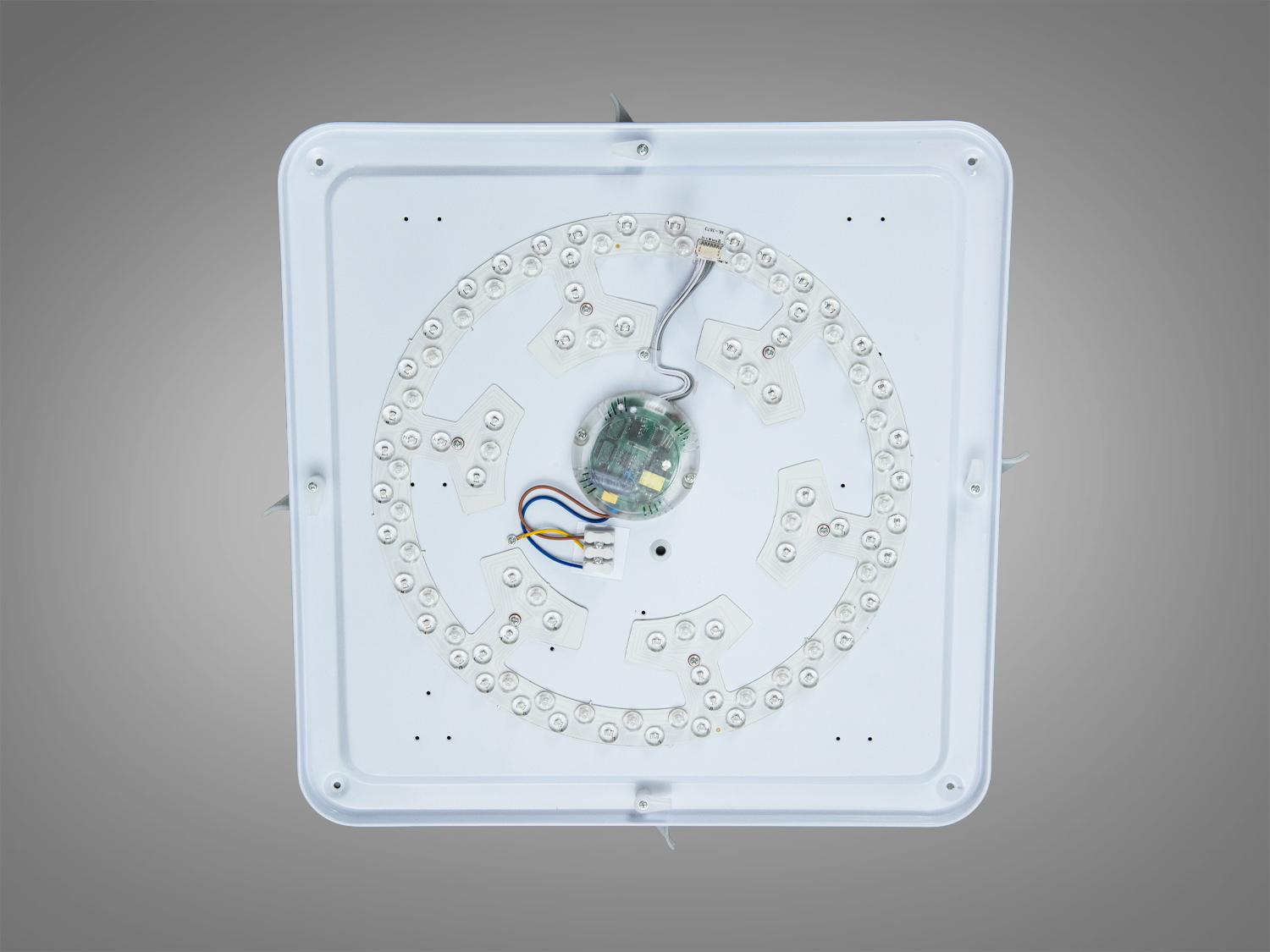 Стельова смарт LED люстра RGB біла 80 Вт 14 м²