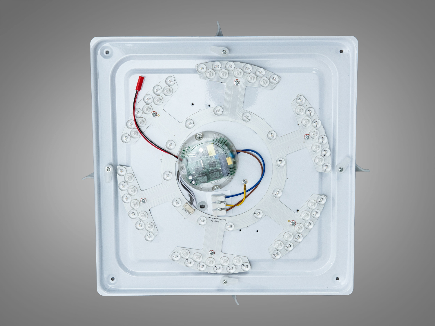 Смарт LED люстра біла RGB 70Вт з BT колонкою