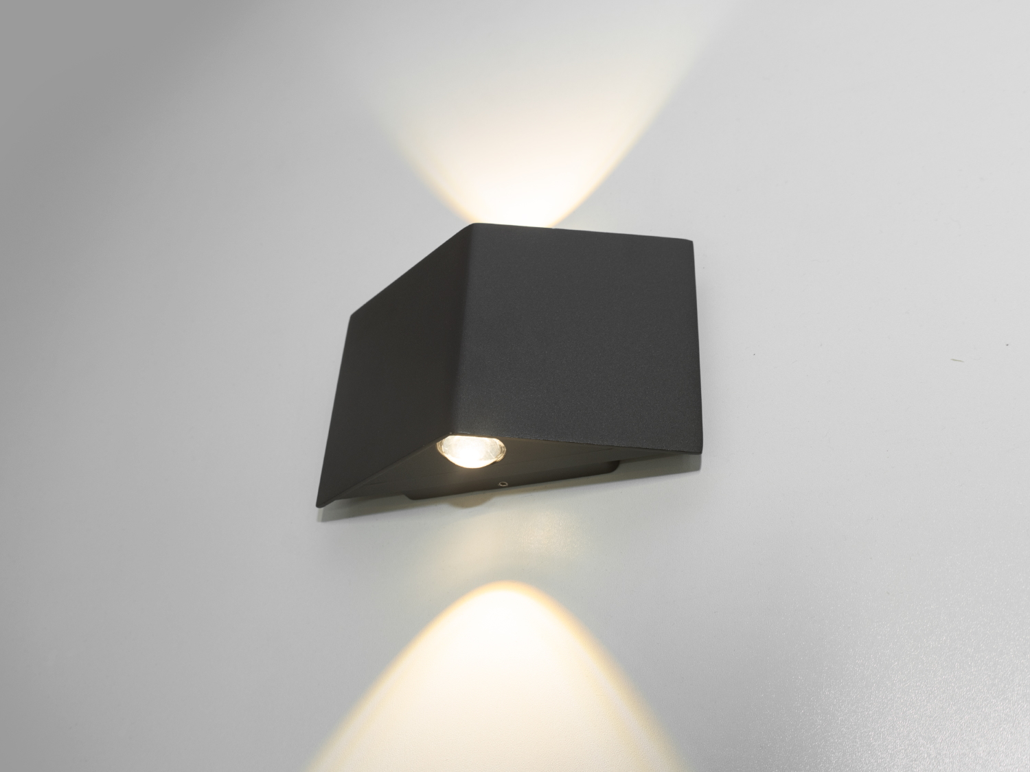 Накладний архітектурний LED світильник від ТМ 