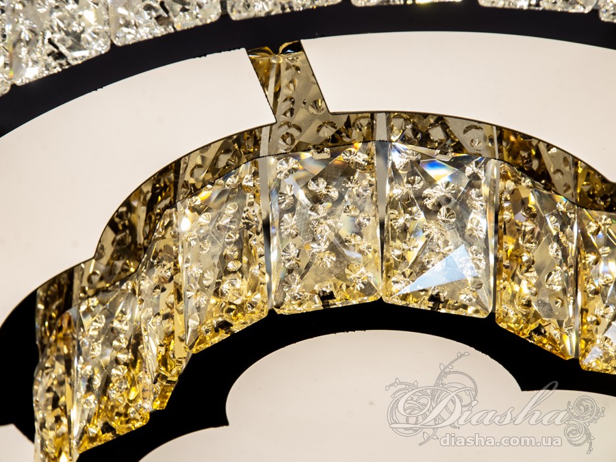 Витончена стельова люстра