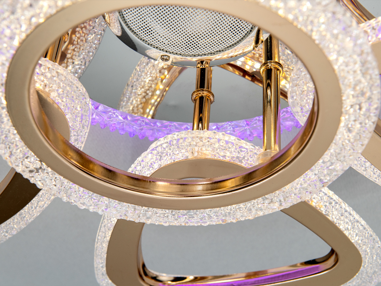 Стельова люстра Diasha хром-золото 64Вт пульт BT