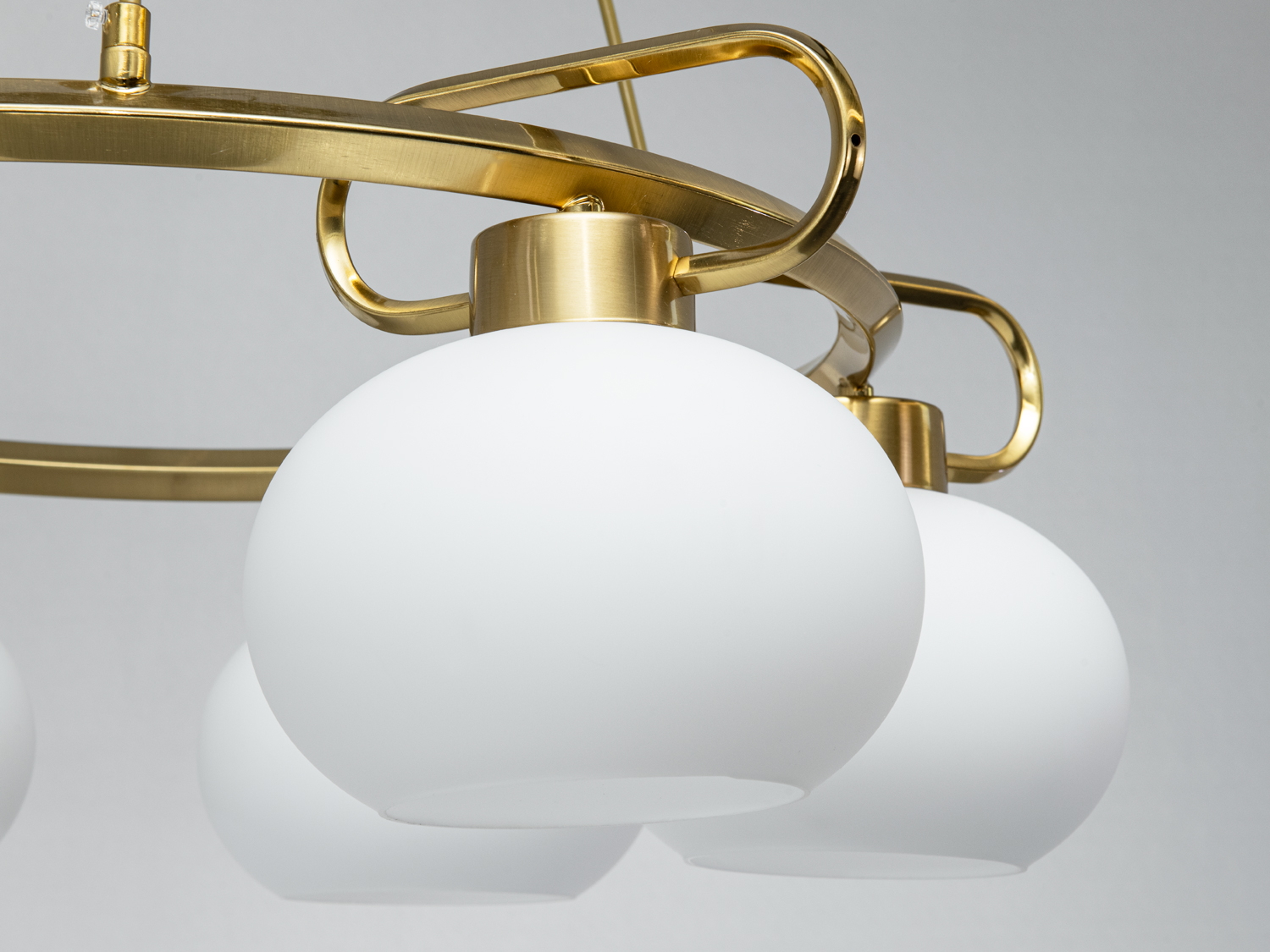 Підвісна люстра лофт кругла 6 плафонів бронза