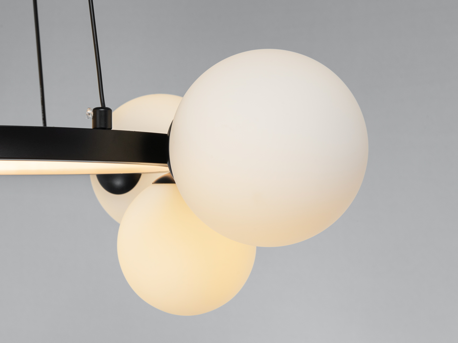 Підвісна люстра Loft кругла 8 плафонів чорний