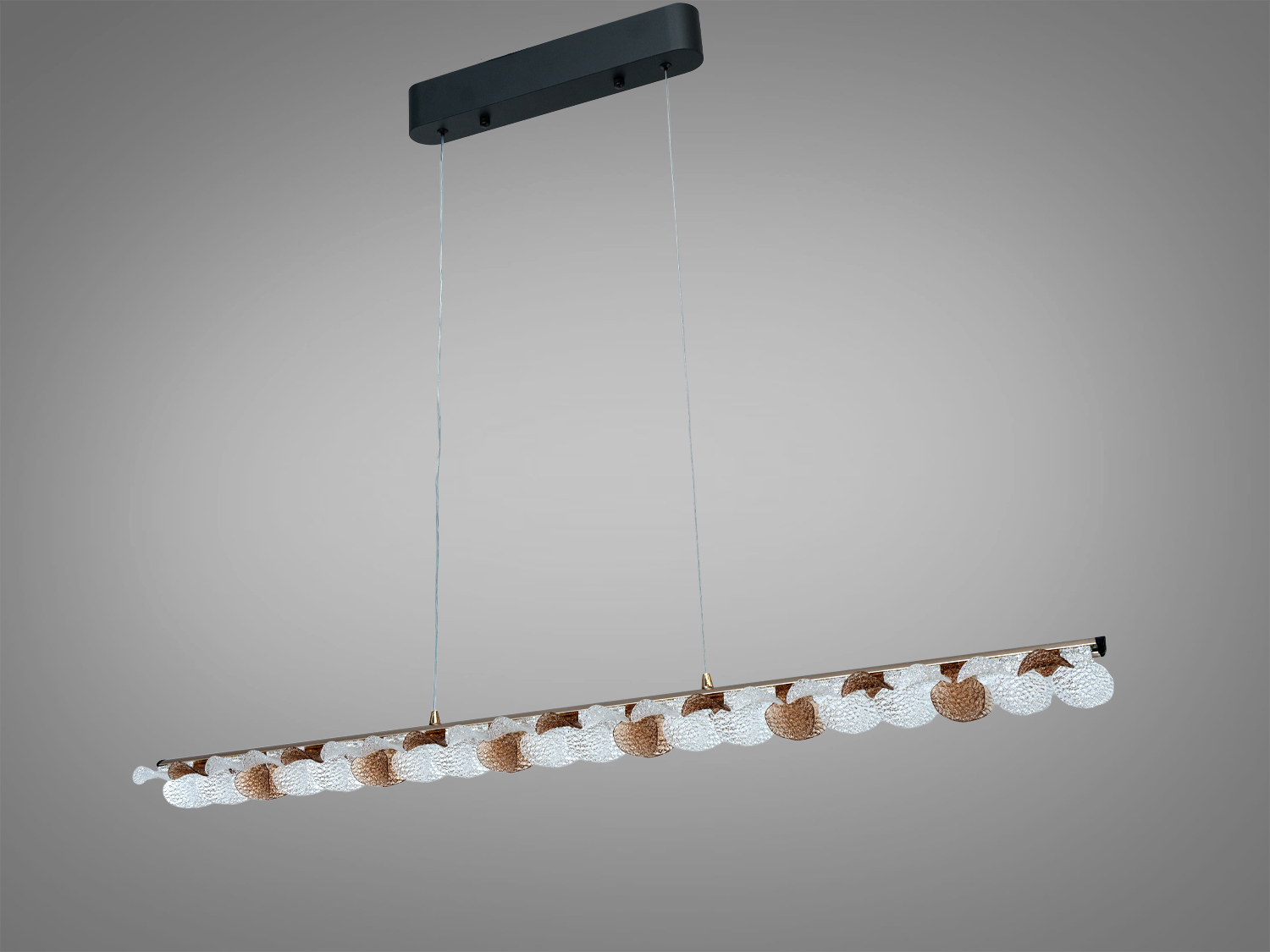 Підвісний світильник з чорним монтажним кріпленням, підходить для високих стель, сучасний стиль з акцентом на декоративні елементи.