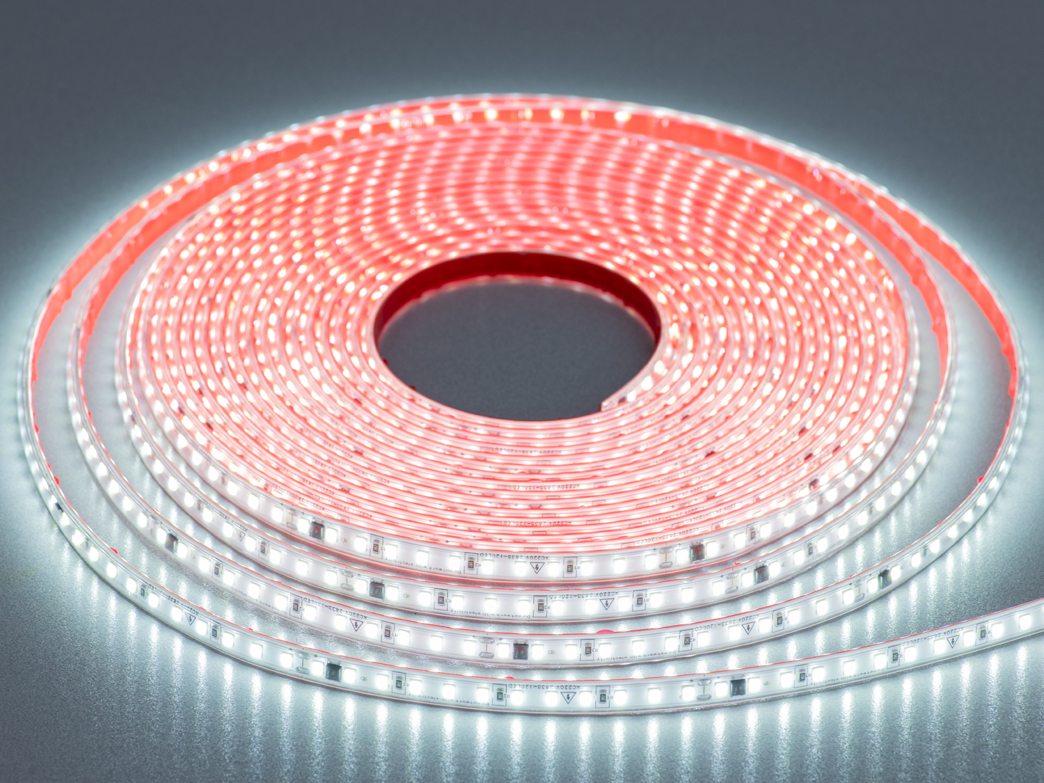 LED стрічка 220в, 120 шт/м, герметична, 8мм, холодний