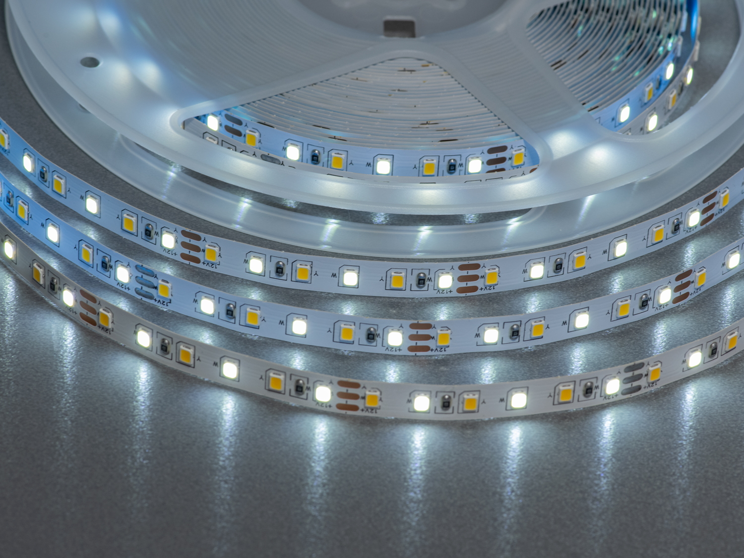 Адресна LED стрічка 24В, 120 діодів на метр, 8мм, теплий+холодний