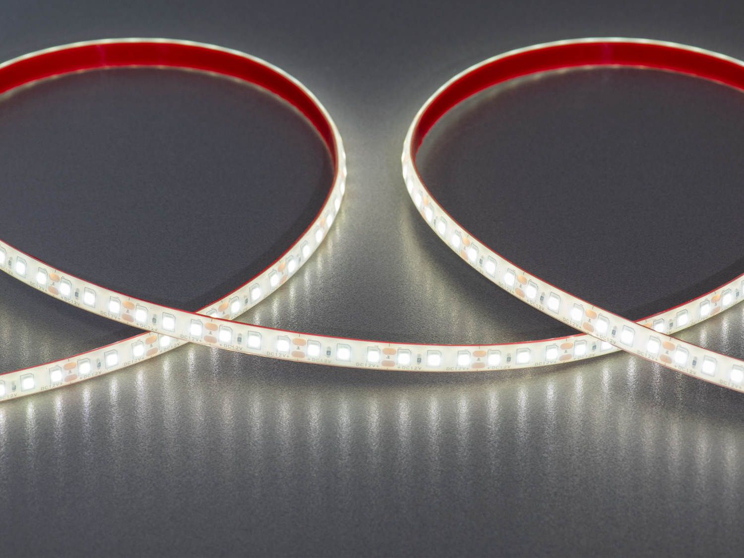 LED стрічка 12в, 120 шт/м, герметична, 8мм, холодний. Придбайте лед стрічку, надійне холодне світло з повним захистом для зовнішнього і внутрішнього використання. LED стрічка 12в, 120 шт/м, герметична, 8мм, холодний. Придбайте лед стрічку, надійне холодне світло з повним захистом для зовнішнього і внутрішнього використання.