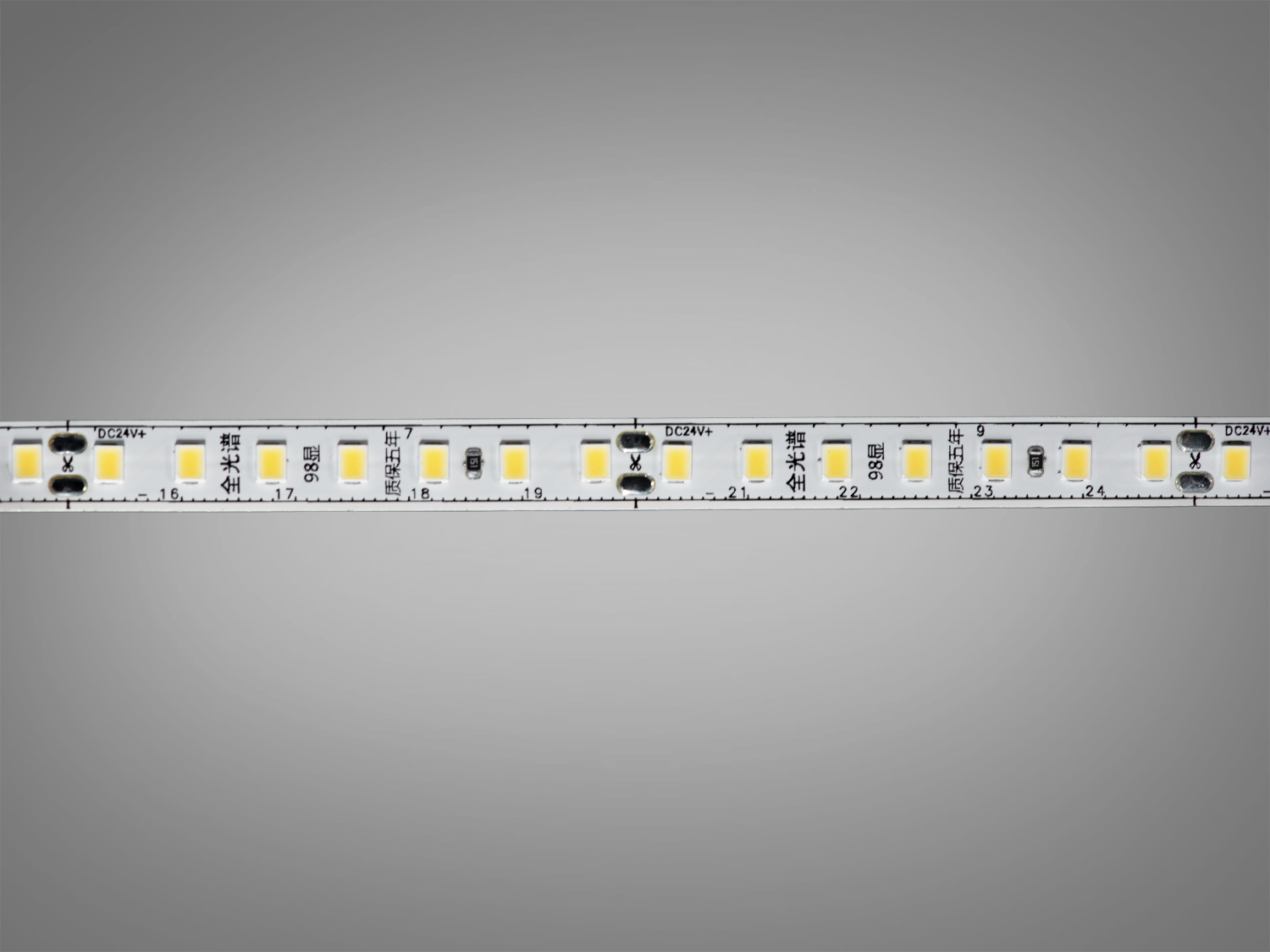 LED стрічка 24В, 140 діодів на метр, 8мм, холодний