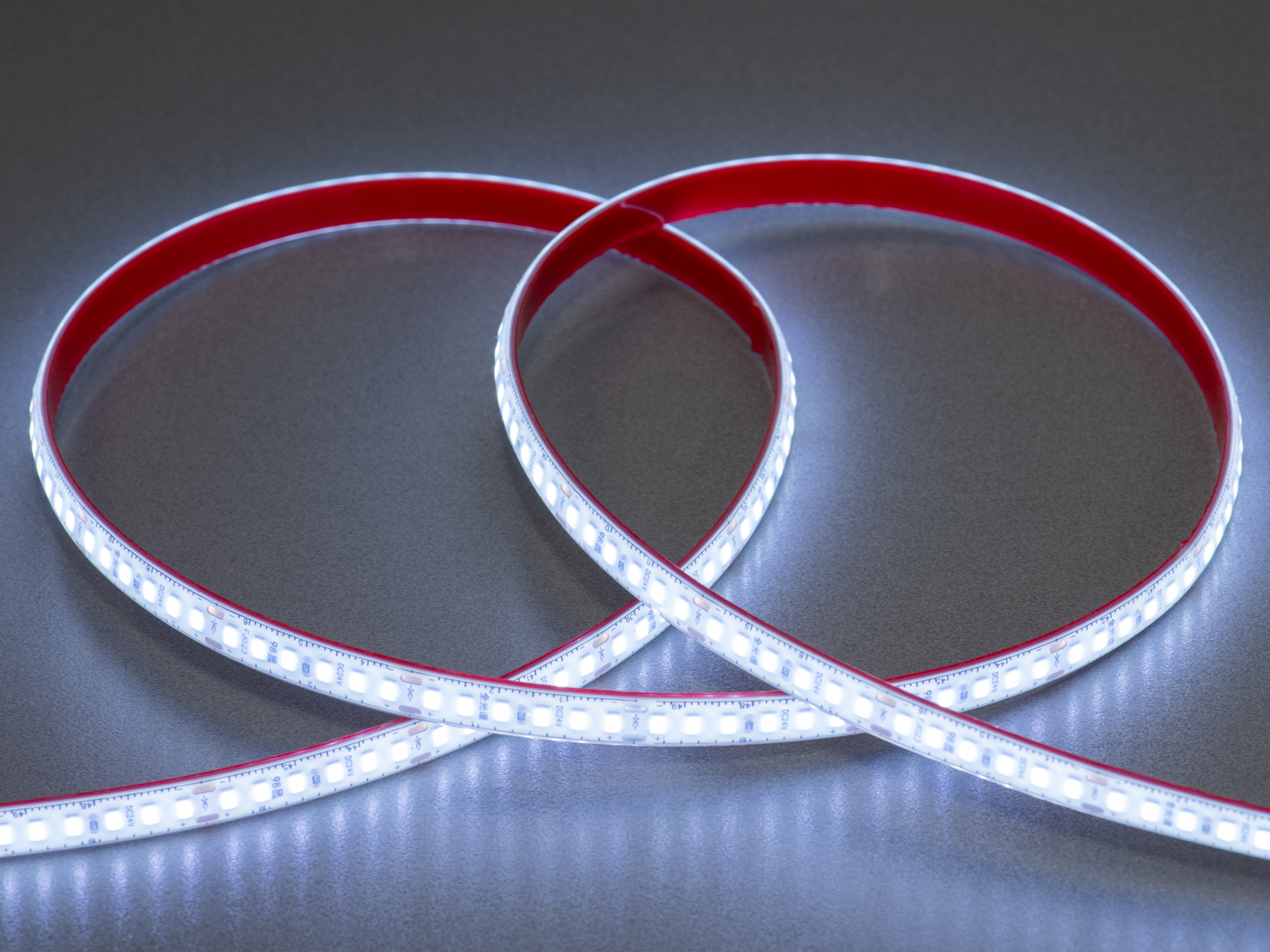 LED стрічка 24В, 180 шт/м, герметична, 8мм, холодний