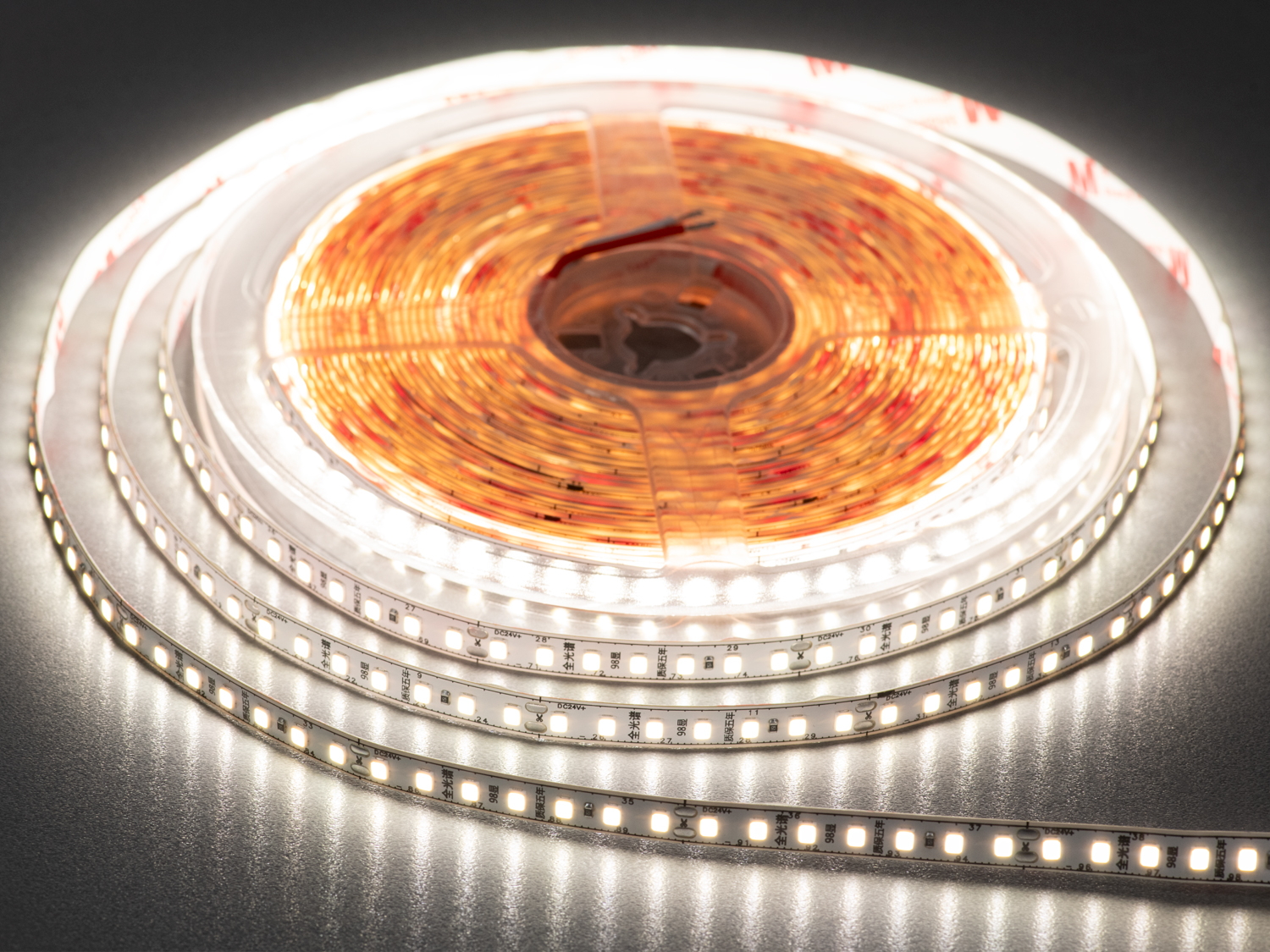LED стрічка 24В, 140 діодів на метр, 8мм, нейтральний. Ця LED стрічка для підсвічування інтерєру стане надійною основою у ваших дизайнерських рішеннях. LED стрічка 24В, 140 діодів на метр, 8мм, нейтральний. Ця LED стрічка для підсвічування інтерєру стане надійною основою у ваших дизайнерських рішеннях.