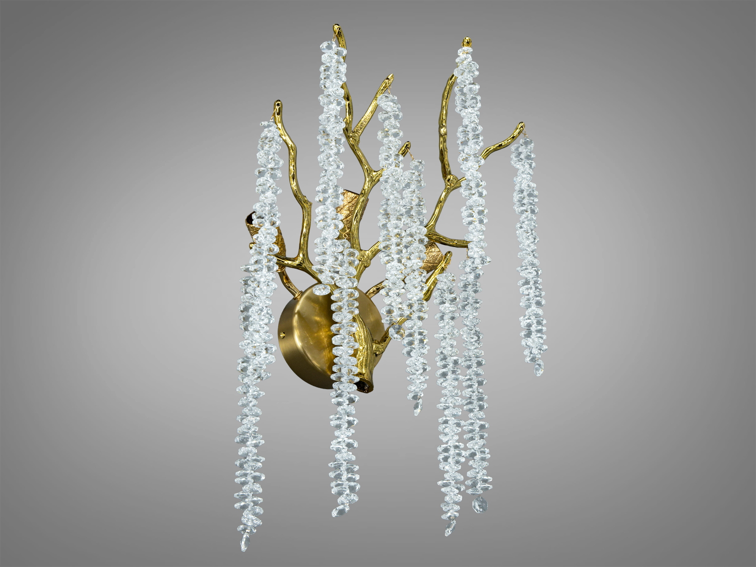 Настінний світильник з кришталевими підвісками та бронзовими гілками, що створює ефект каскаду. Ідеально підходить для сучасного інтер′єру.