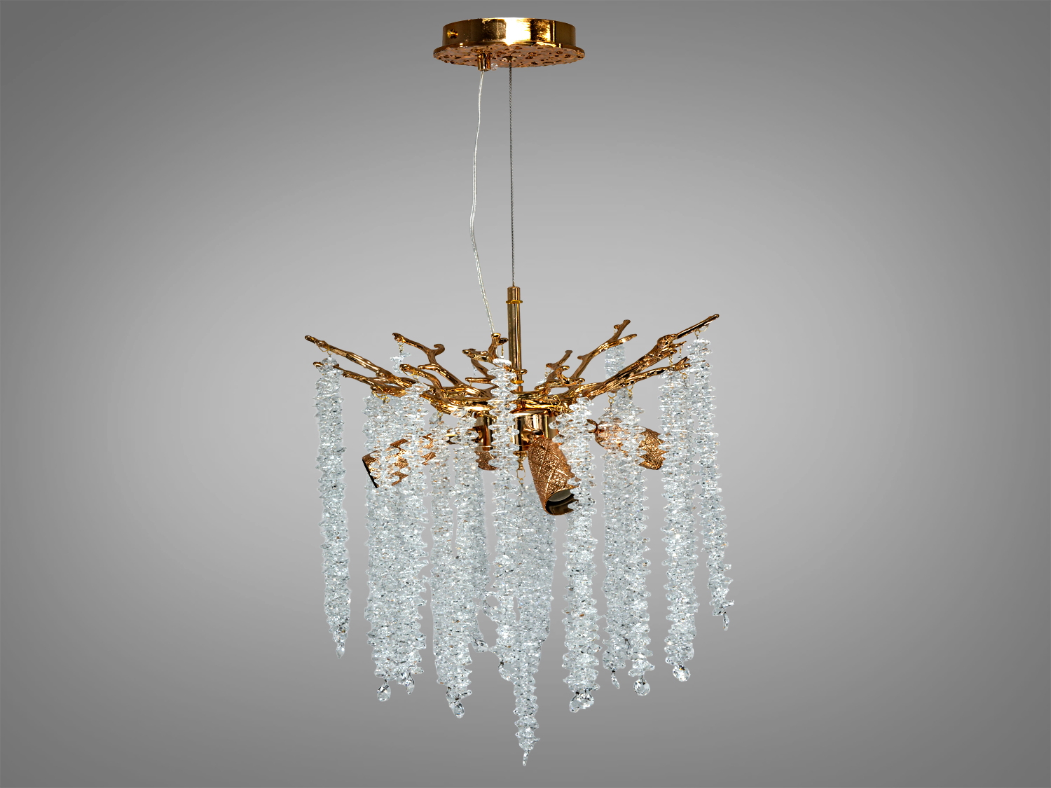 Люстра з золотистими гілками та кришталевими підвісками, що надають їй природного вигляду. Підходить для класичного інтер′єру.