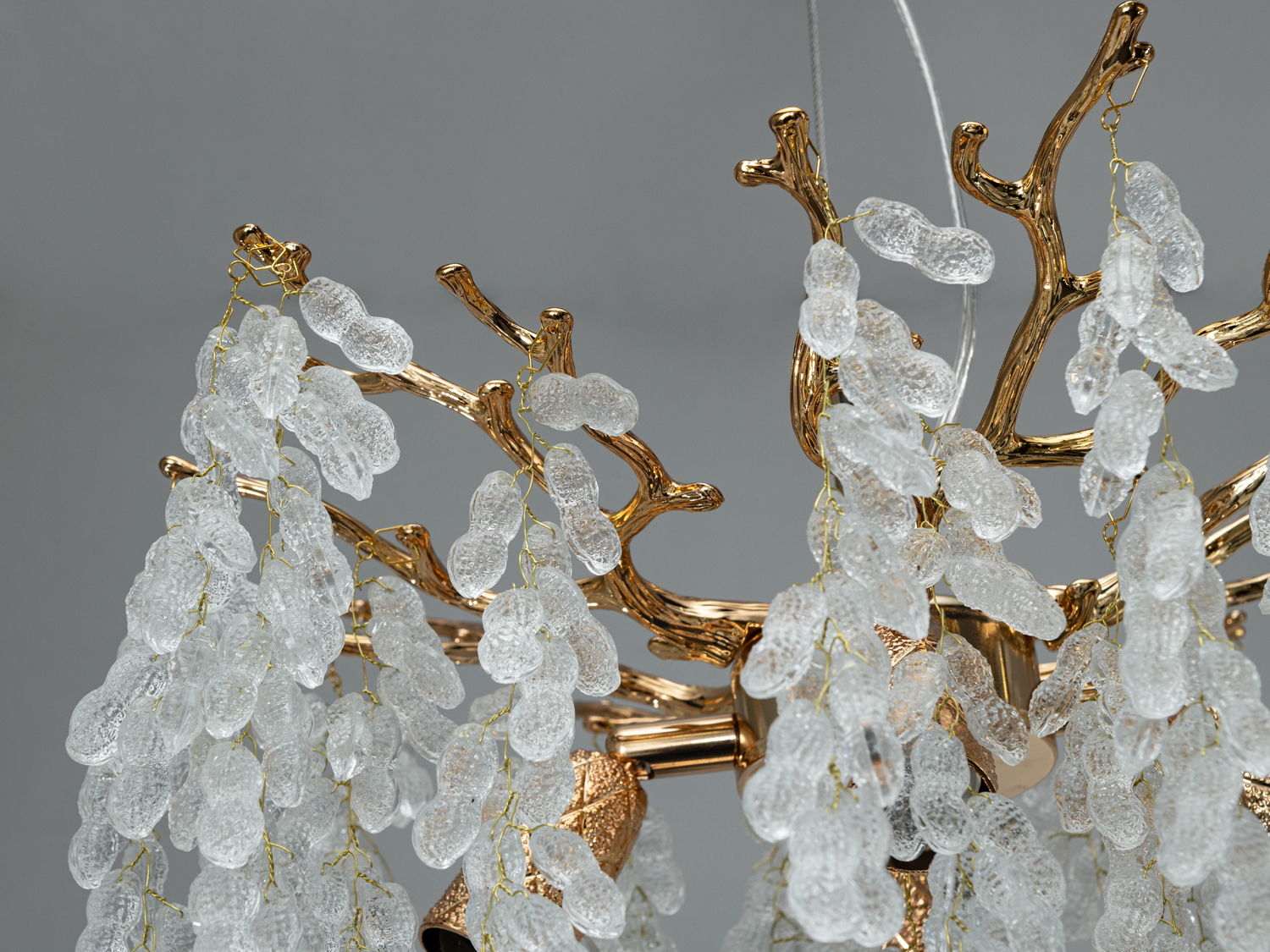 Підвісна люстра Гліцинія золото діаметр 40 см 4xE14