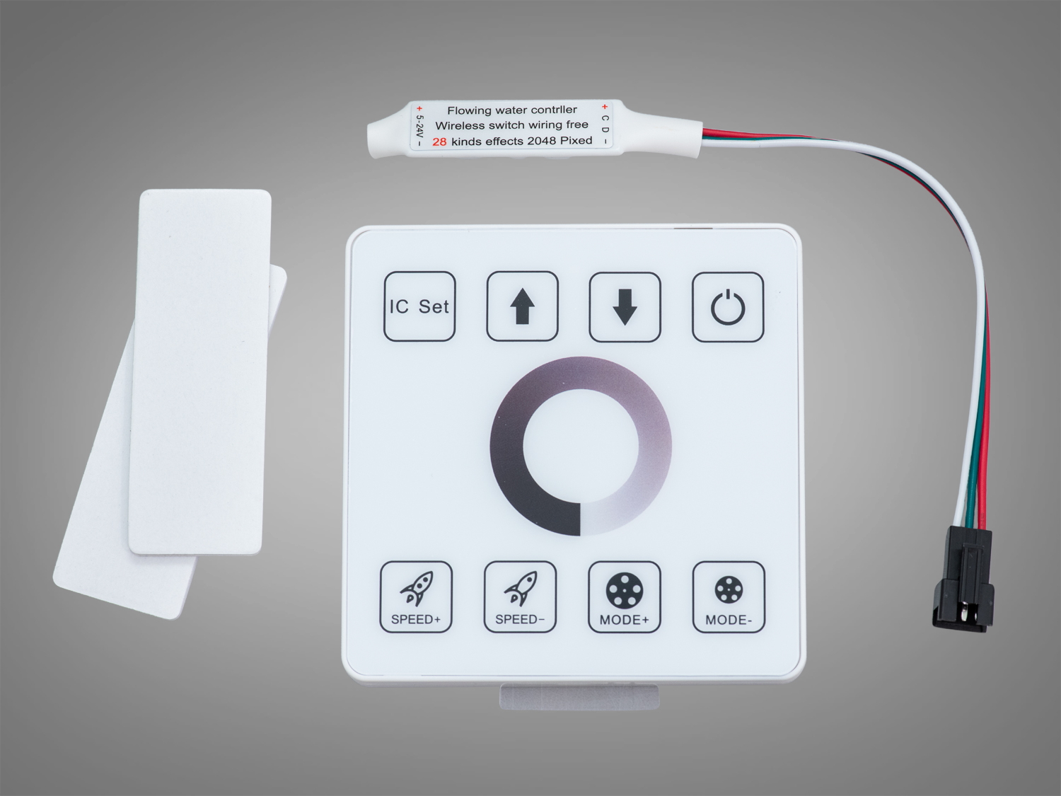 Світлодіодний контролер з бездротовим перемикачем, що має 28 ефектів. Підходить для монтажу в інтер′єрі з сучасним дизайном.