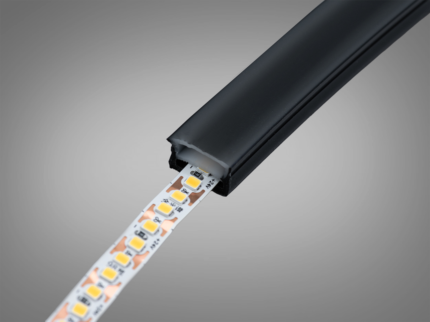 Гнучкий профіль для LED стрічки, накладний