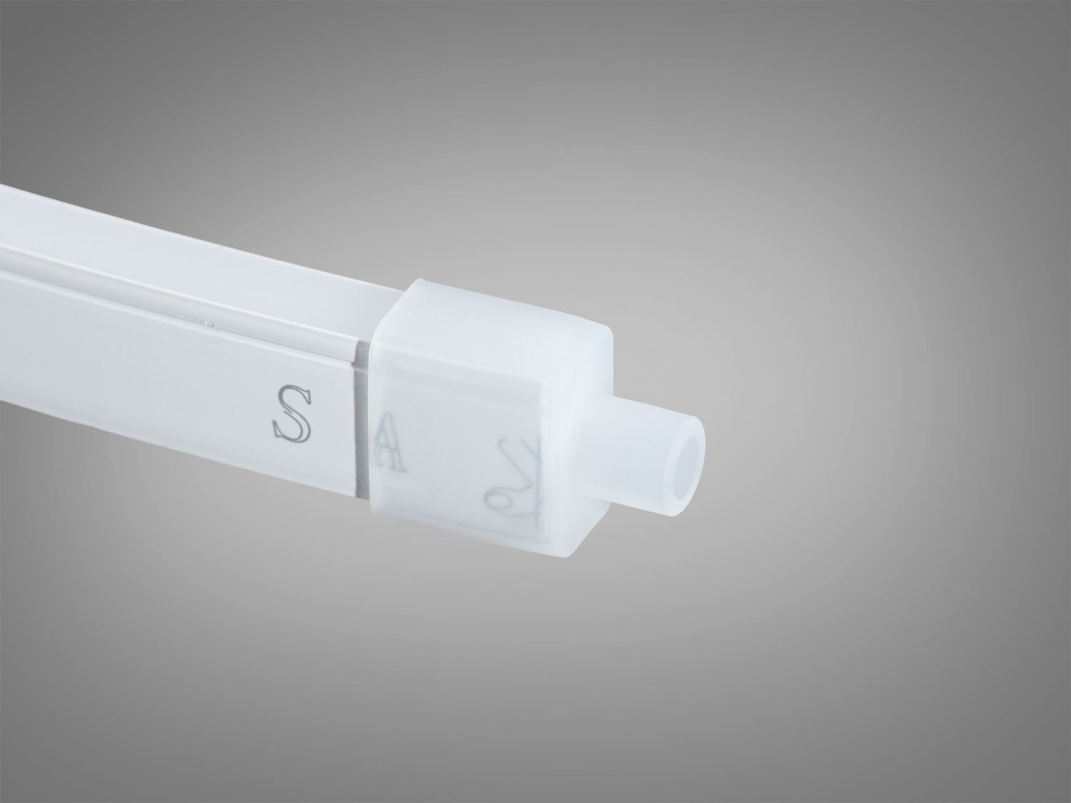 Заглушка стартова 0613 біла силіконова IP67