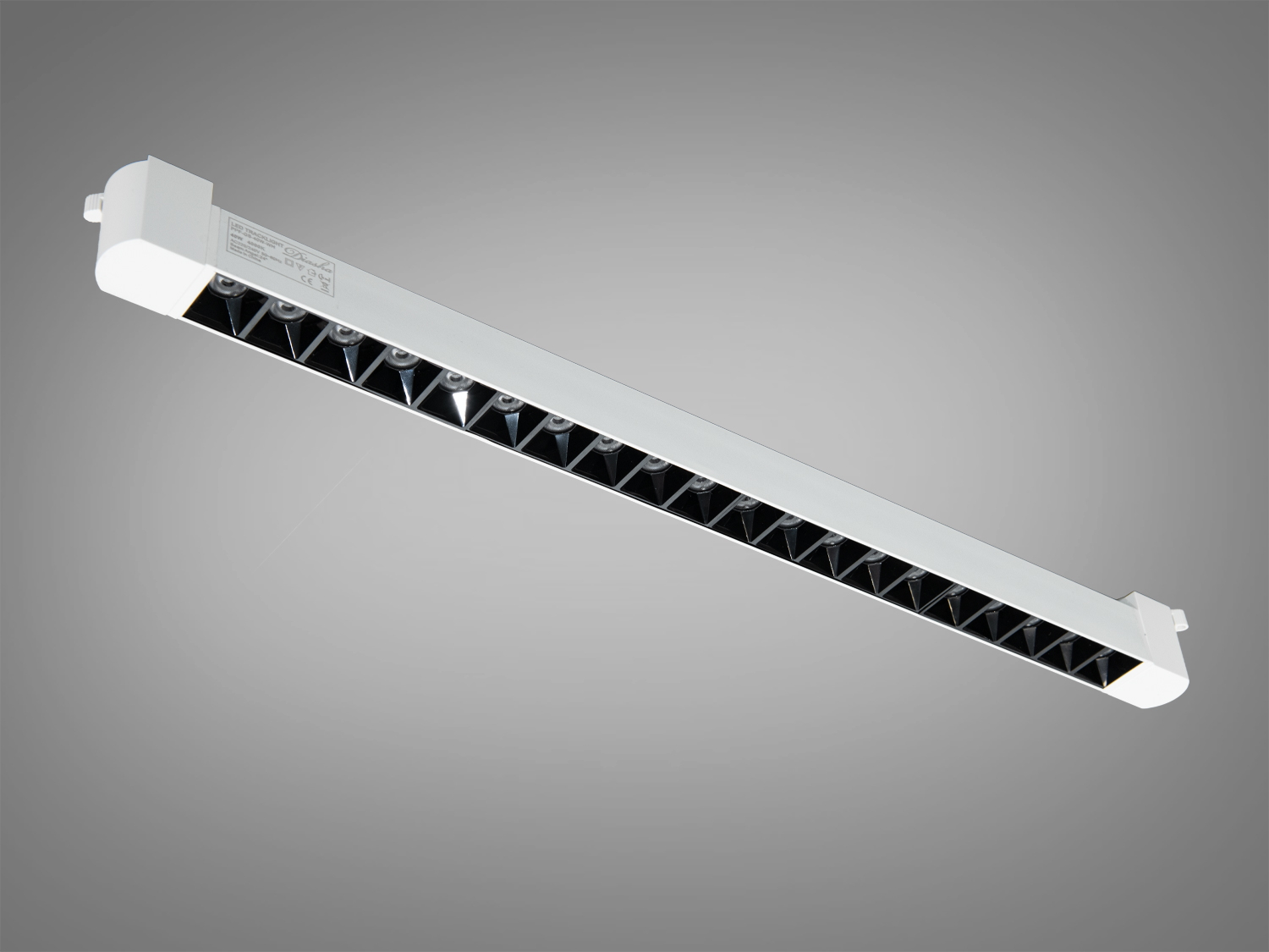 Магнітний трековий світильник LED лінійний, 24 Вт. Магнітний трековий світильник LED оснащений сучасними LED технологіями, які забезпечують низьке енергоспоживання при збереженні високої яскравості. 