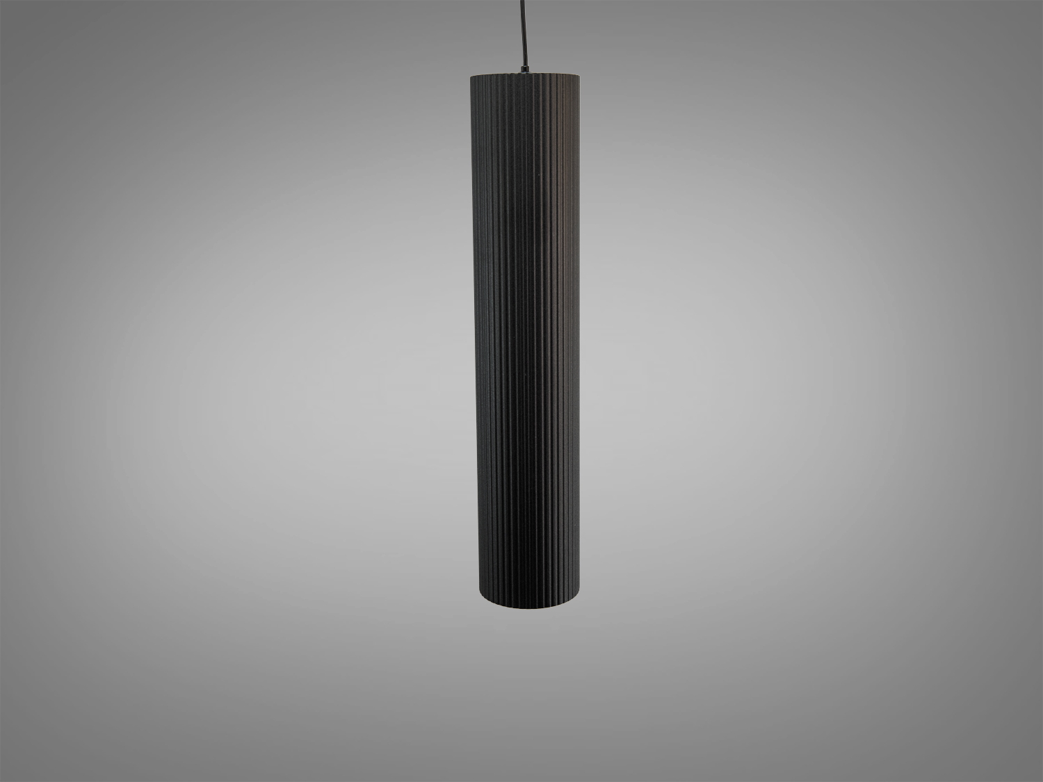 Підвісний світильник чорного кольору з гладким циліндричним дизайном. Призначений для монтажу на стелі, створює м′яке освітлення.
