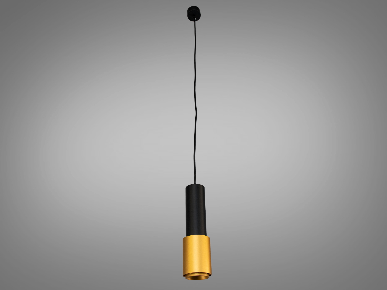 Підвісний світильник з довгим чорним шнуром, циліндричний дизайн, поєднання чорного та золотистого кольорів.