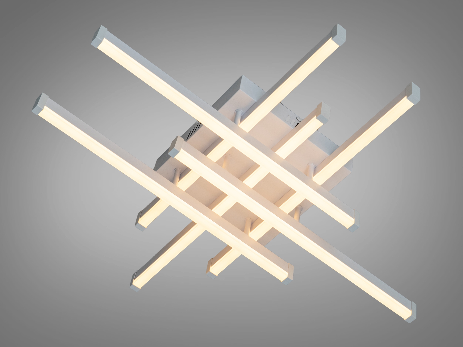 Світильник з перехресними акриловими лінійними модулями, що створюють тепле освітлення. Ідеально підходить для сучасних інтер′єрів.