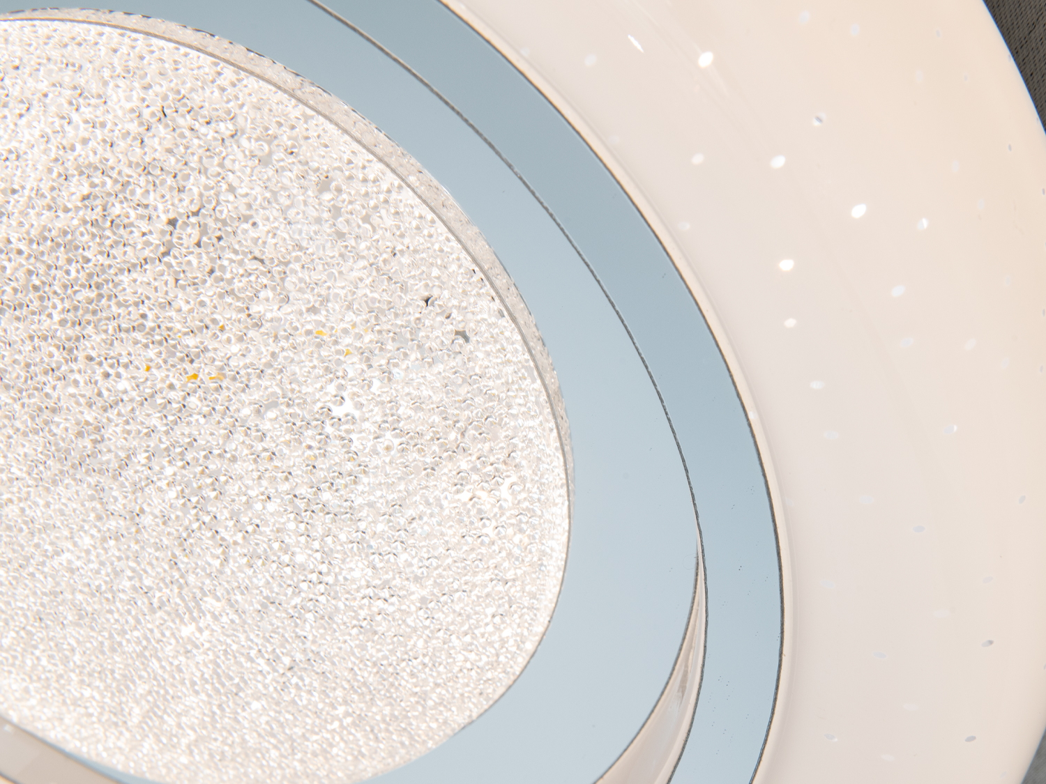 Світлодіодна люстра Diasha хром 22Вт без пульта