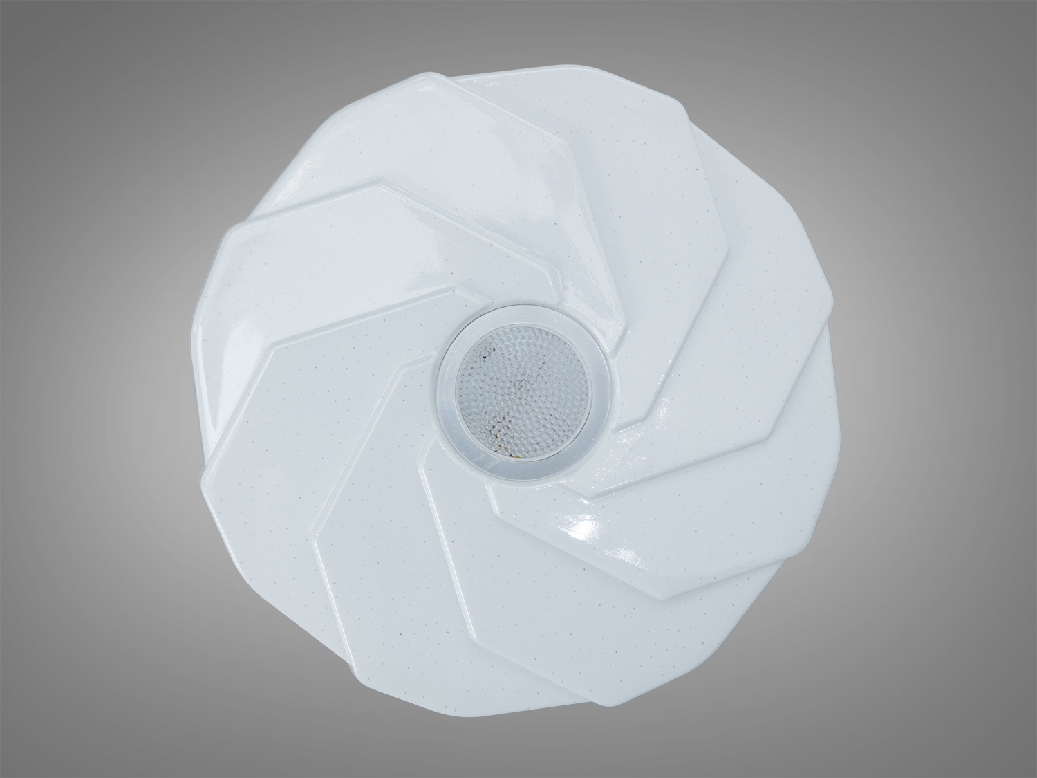 Стельовий світильник з білим глянцевим покриттям, має спіральний візерунок та центральний LED-модуль. Підходить для житлових кімнат.