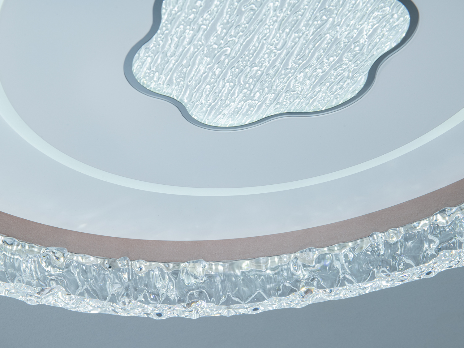 Люстра стельова LED Diasha біла квітка без пульта