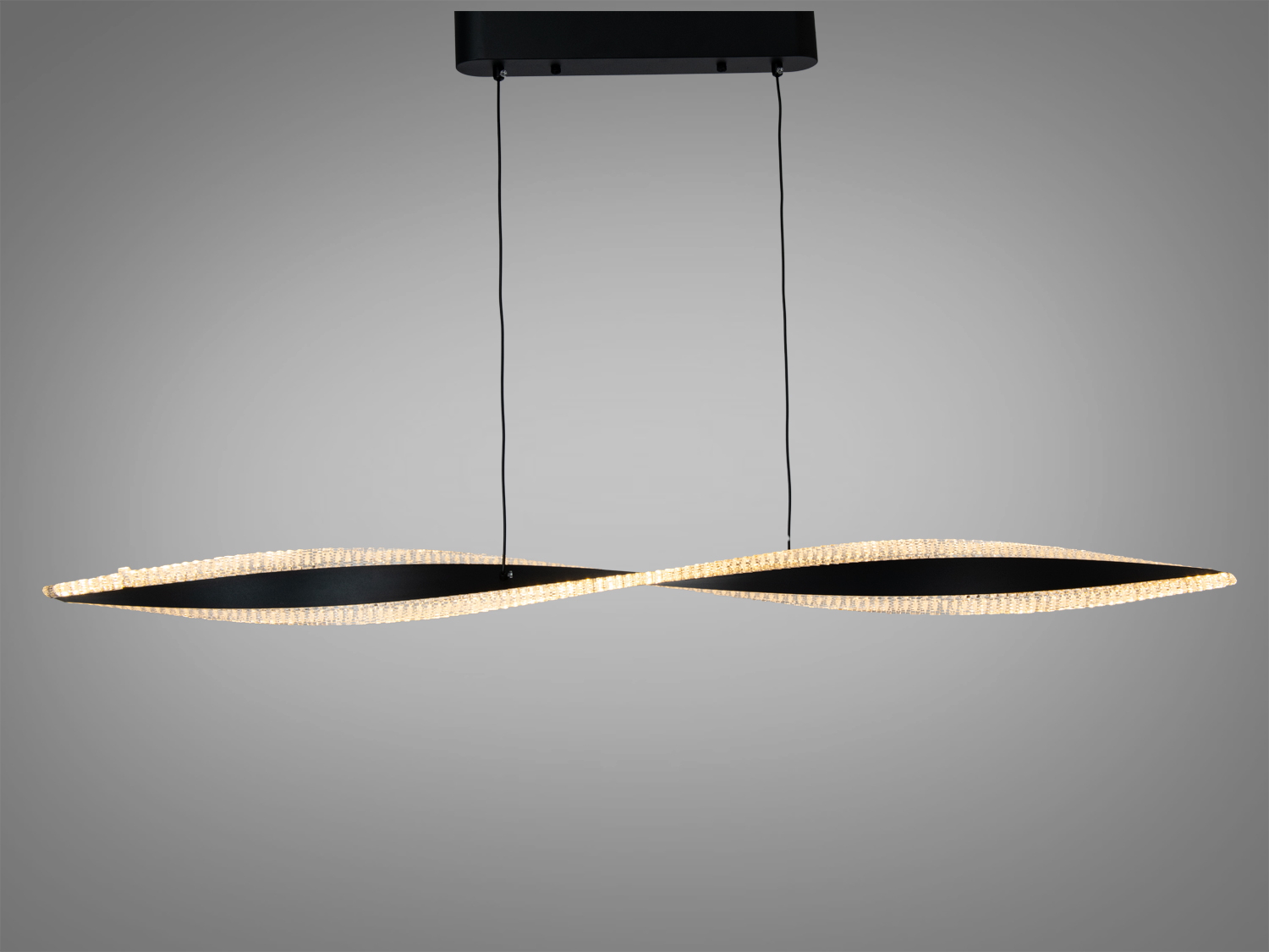 Светодиодный подвес над столом XH1004/1200BK Diasha в черном цвете. Современный минималистичный дизайн, освещающий большую площадь помещения, подходящий для гостиной в стиле лофт в Киеве. Атмосферный мягкий свет, уютная атмосфера.